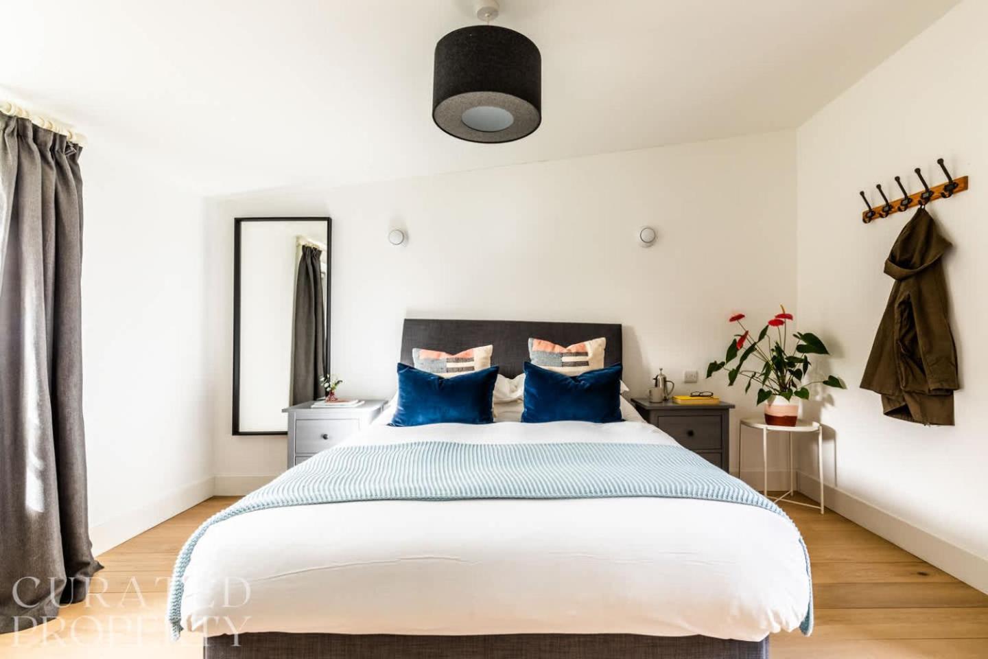 Stunning 5 Bedroom New Build With Amazing Views! Bath Exteriör bild